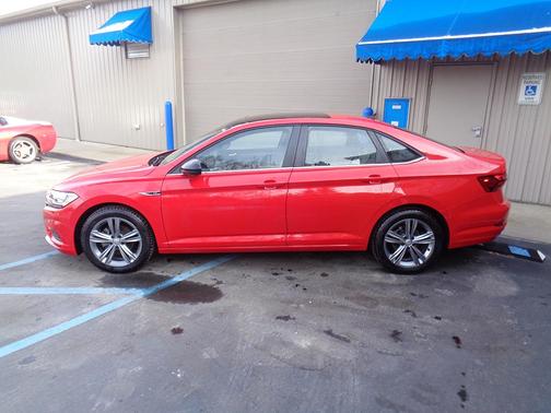 2020 Volkswagen Jetta 1.4T R-Line