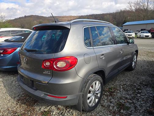 2011 Volkswagen Tiguan SE