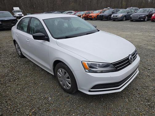 2016 Volkswagen Jetta 2.0L S