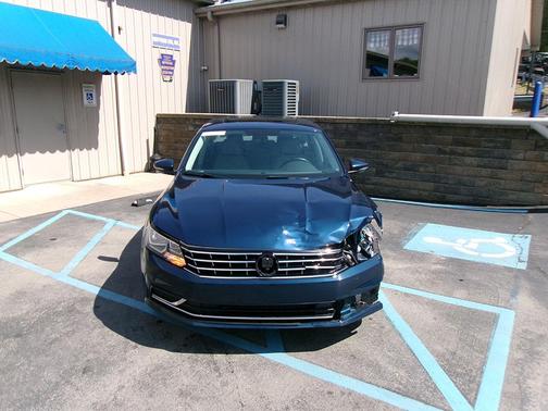 2018 Volkswagen Passat 2.0T SE