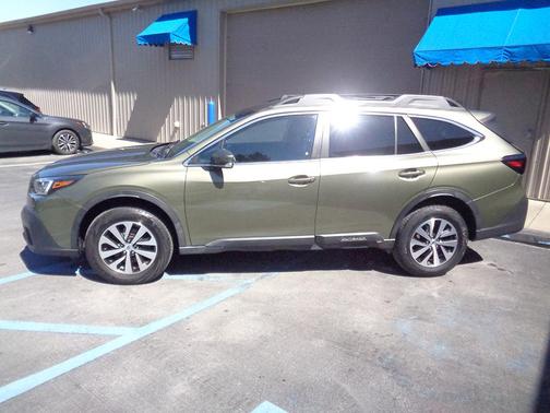 2020 Subaru Outback Premium