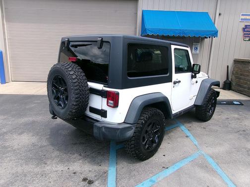 2016 Jeep Wrangler Sport