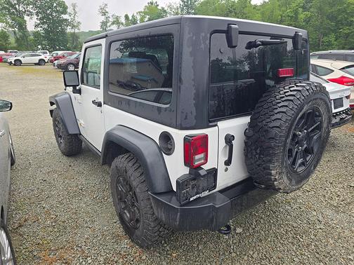 2016 Jeep Wrangler Sport