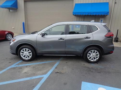 2020 Nissan Rogue S