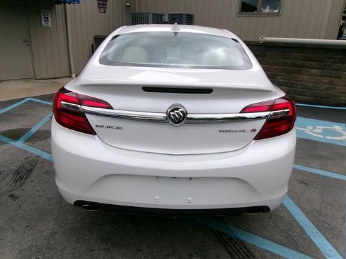 2017 Buick Regal Turbo Sport Touring