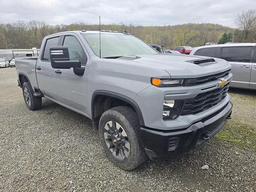 2024 Chevrolet Silverado 2500 Custom