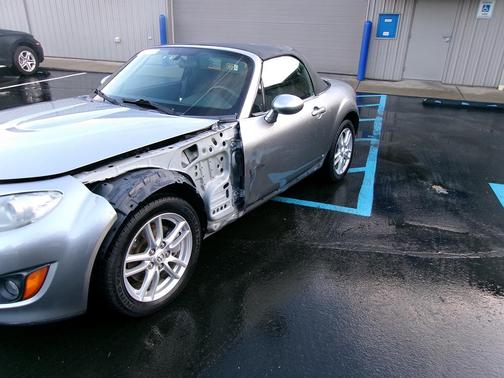 2009 Mazda MX-5 Miata Sport