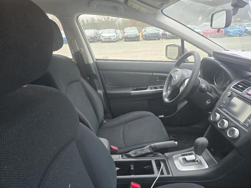 2016 Subaru Impreza 2.0i