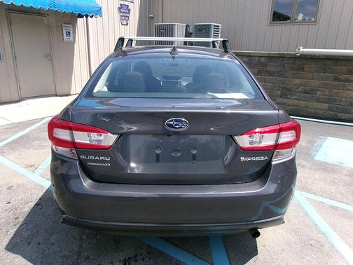 2019 Subaru Impreza 2.0i Premium