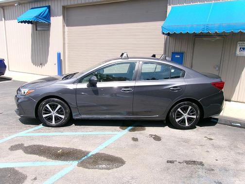 2019 Subaru Impreza 2.0i Premium