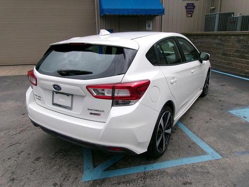 2019 Subaru Impreza 2.0i Sport