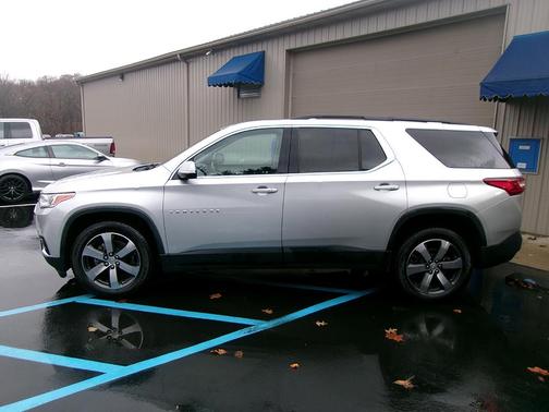 2020 Chevrolet Traverse LT Leather