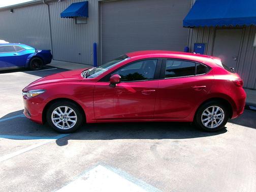 2018 Mazda Mazda3 Sport