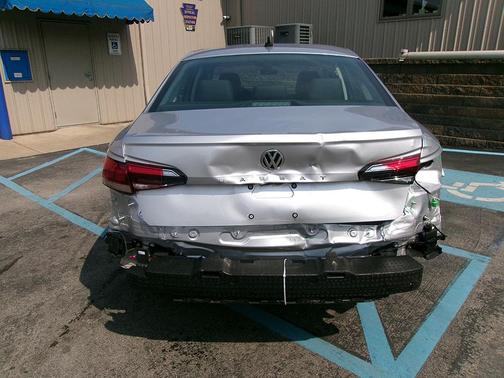 2020 Volkswagen Passat 2.0T SE