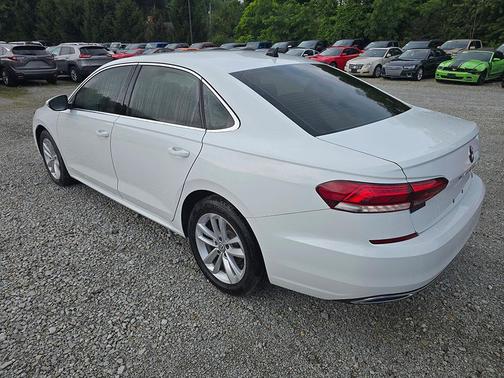 2020 Volkswagen Passat 2.0T SE