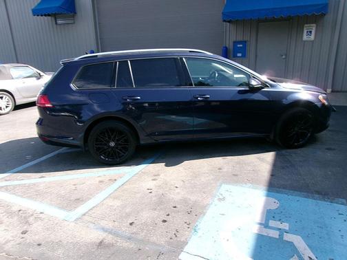 2015 Volkswagen Golf SportWagen SEL
