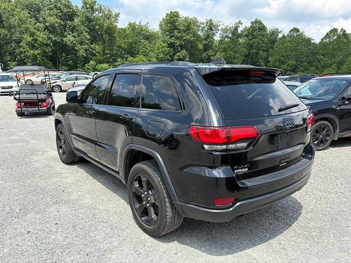 2019 Jeep Grand Cherokee Laredo