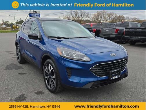 2022 Ford Escape SE