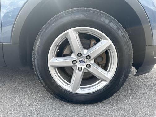 2018 Ford Explorer Base