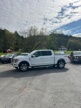 OXFORD WHITE 2023 Ford F-150 Lariat