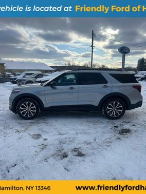 2022 Ford Explorer ST