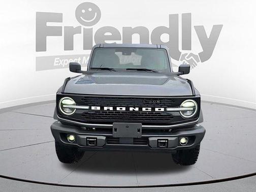 CARBONIZED GRAY METALLIC 2025 Ford Bronco Badlands