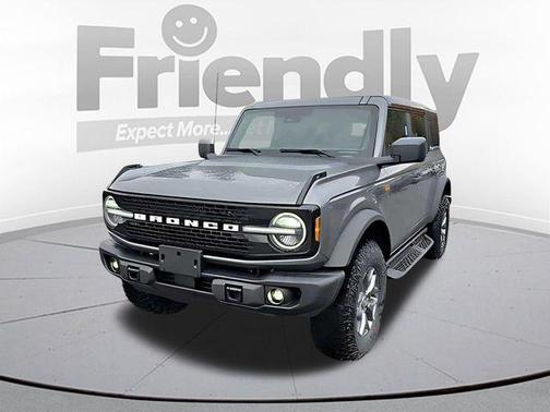 CARBONIZED GRAY METALLIC 2025 Ford Bronco Badlands