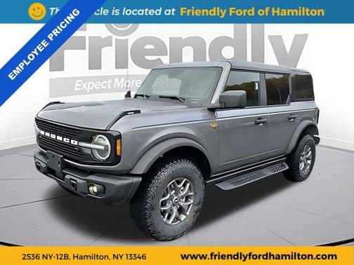CARBONIZED GRAY METALLIC 2025 Ford Bronco Badlands
