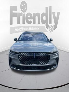 LUSTROUS GRAY METALLIC 2025 Lincoln Nautilus Reserve