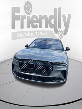 LUSTROUS GRAY METALLIC 2025 Lincoln Nautilus Reserve