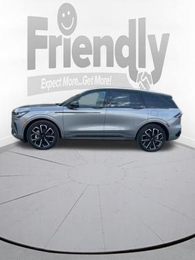 LUSTROUS GRAY METALLIC 2025 Lincoln Nautilus Reserve