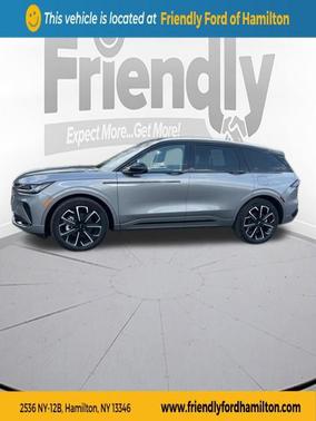 LUSTROUS GRAY METALLIC 2025 Lincoln Nautilus Reserve