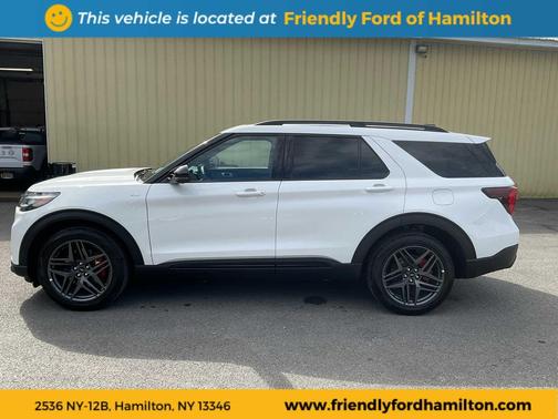 2025 Ford Explorer ST-Line