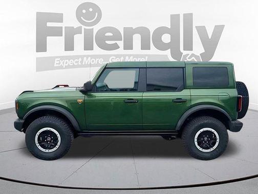 ERUPTION GREEN METALLIC 2025 Ford Bronco Badlands