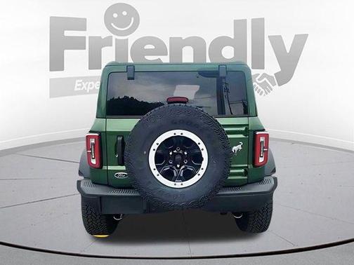 ERUPTION GREEN METALLIC 2025 Ford Bronco Badlands