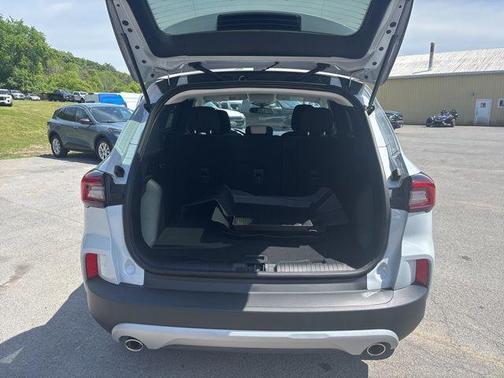 SPACE SILVER METALLIC 2025 Ford Escape Active