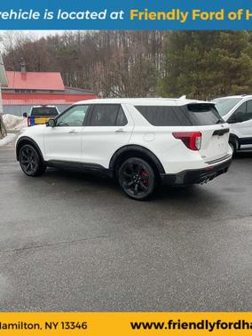 2022 Ford Explorer ST
