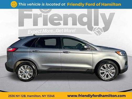 2022 Ford Edge Titanium