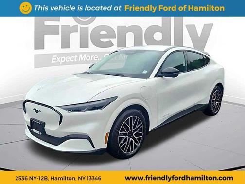 Star White Metallic Tri-Coat 2025 Ford Mustang Mach-E Premium