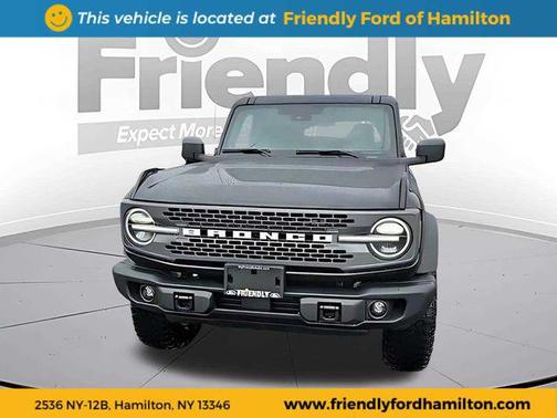 SHADOW BLACK 2025 Ford Bronco Badlands