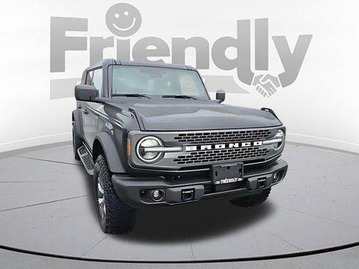 SHADOW BLACK 2025 Ford Bronco Badlands