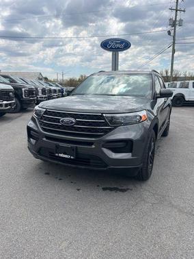 MAGNETIC METALLIC 2020 Ford Explorer XLT