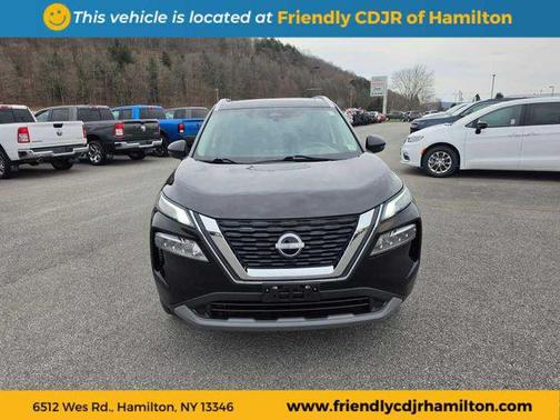 Super Black 2022 Nissan Rogue SV