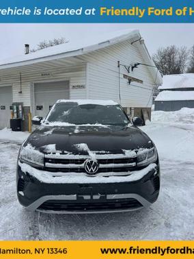 2022 Volkswagen Atlas Cross Sport 2.0T SE