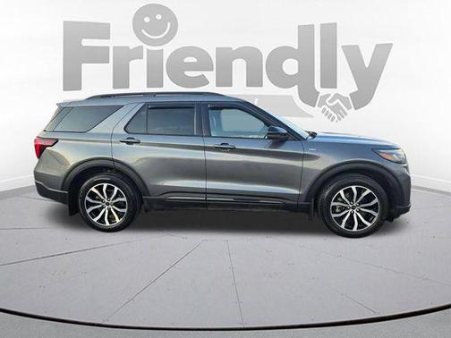 CARBONIZED GRAY METALLIC 2025 Ford Explorer ST-Line
