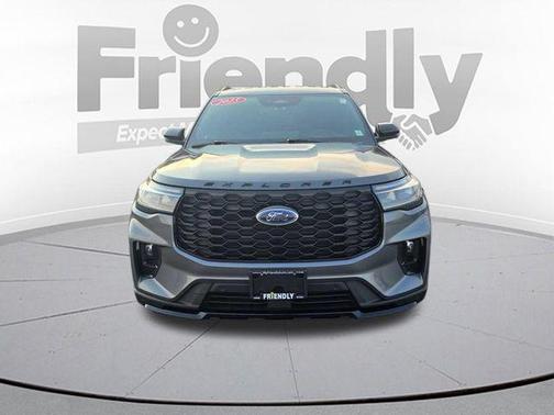 CARBONIZED GRAY METALLIC 2025 Ford Explorer ST-Line