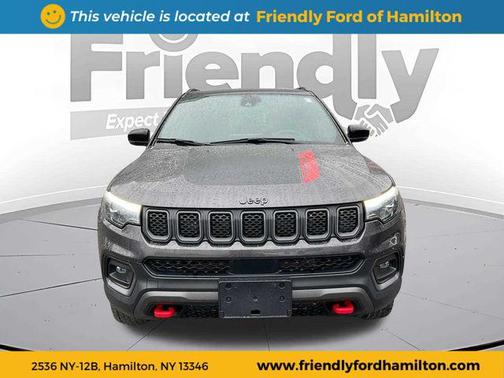 Granite Crystal Metallic Clearcoat 2023 Jeep Compass Trailhawk