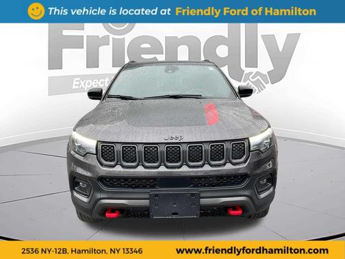 Granite Crystal Metallic Clearcoat 2023 Jeep Compass Trailhawk