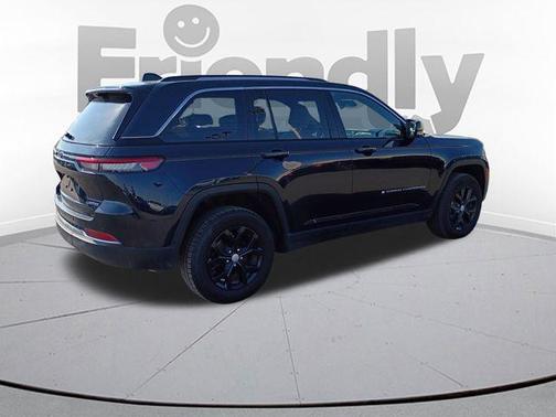Midnight Sky 2023 Jeep Grand Cherokee Limited