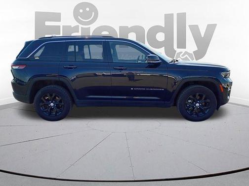 Midnight Sky 2023 Jeep Grand Cherokee Limited